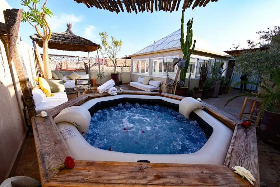 Riad MISS CARACAL Jacuzzi & Rooftop in Medina, Kasbah (6 min walk to El Badi Palace)